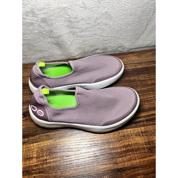 Womens 6 37 Oofos Oomg EEzee Low Light Purple Casual Walking Comfort Recovery - Picture 3 of 9